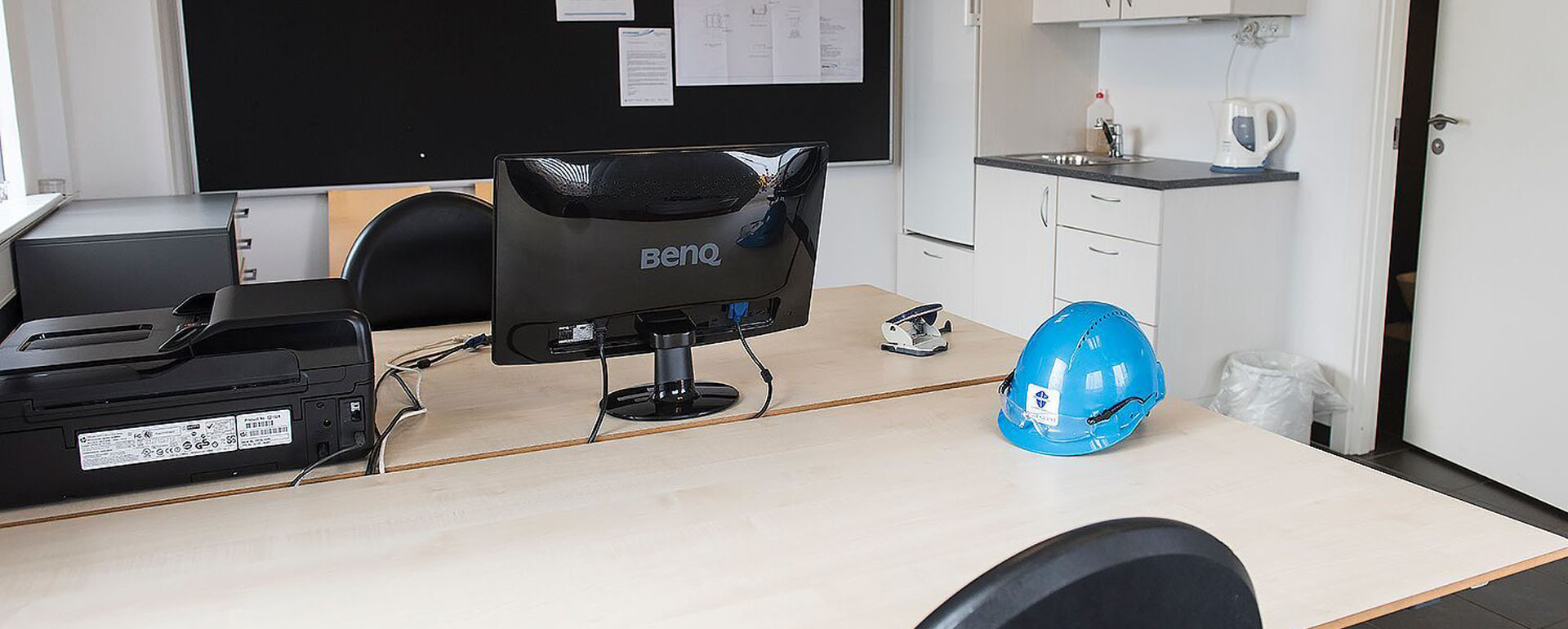Customer project office at the yard.
